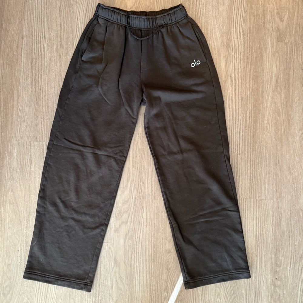 ALO Yoga Brown Track Pants with White Logo - Picture 4 of 8